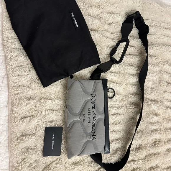 Dolce & Gabbana Gray Belt Bag - Picture 2 of 6
